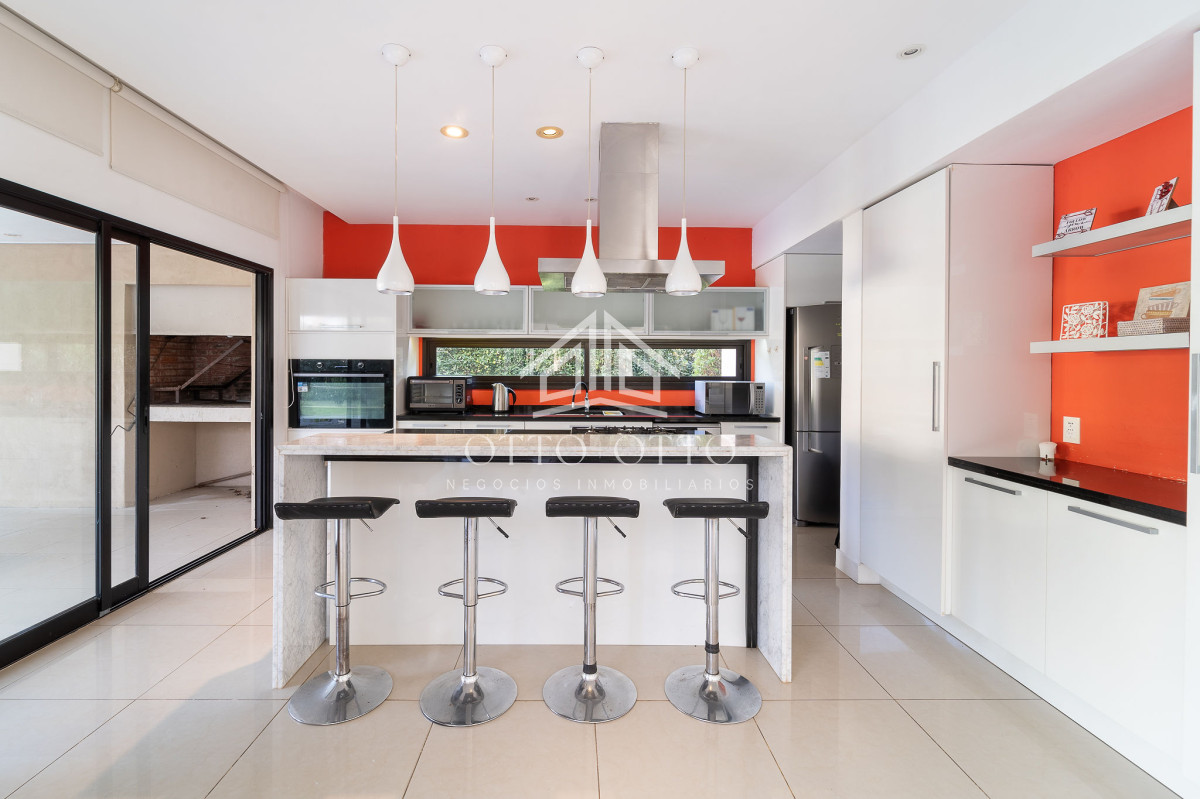 Casa ID.27923 - Casa en venta en Punta del Este, barrio Privado La Arbolada 