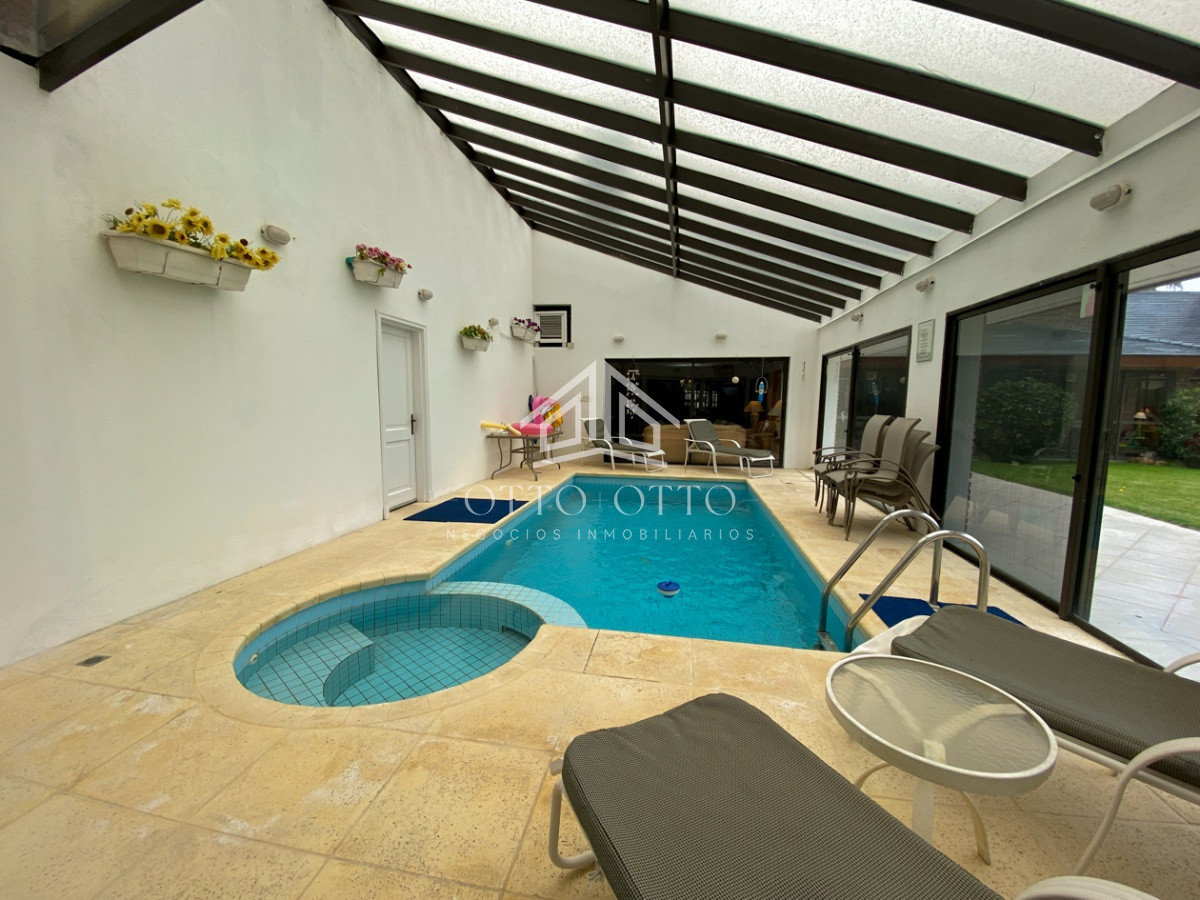 Casa ID.4446 - Mansion en venta INCREIBLE PRECIO, Punta del Este
