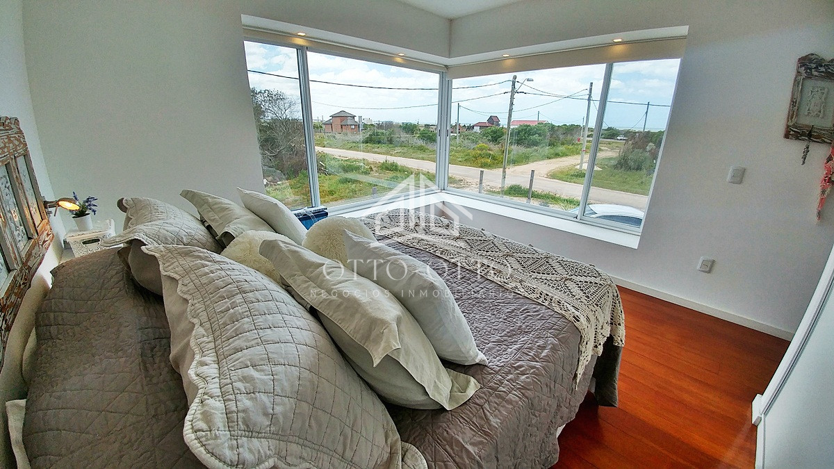 Casa ID.4059 - Casa en venta Santa Monica 3 dormitorios