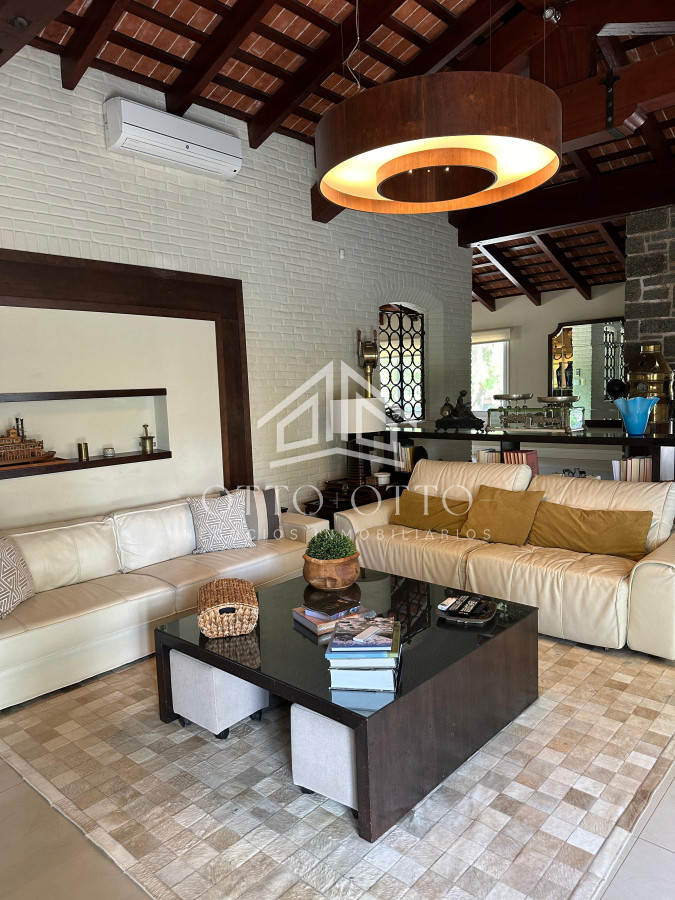 Casa ID.28489 - Hermosa Mansion en El Golf, Punta del Este