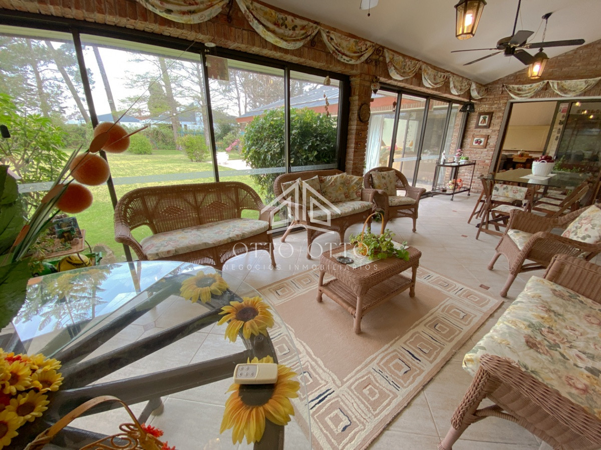 Casa ID.4446 - Mansion en venta INCREIBLE PRECIO, Punta del Este