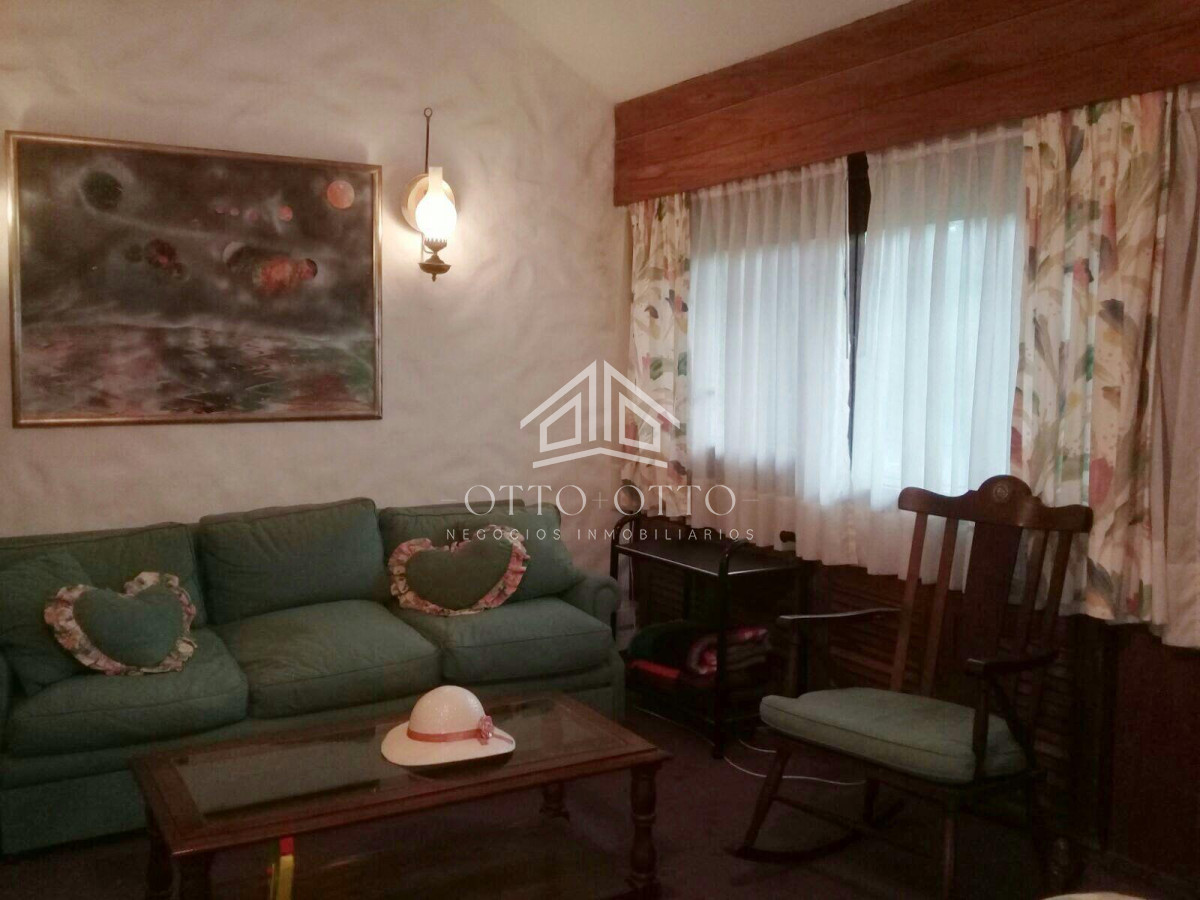 Casa ID.25848 - IMPONENTE CASA EN MANSA CON UBICACION PRIVILEGIADA