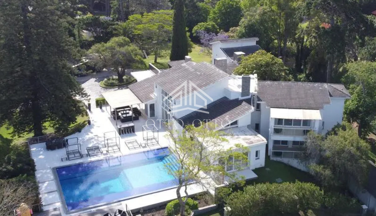 Casa ID.28489 - Hermosa Mansion en El Golf, Punta del Este