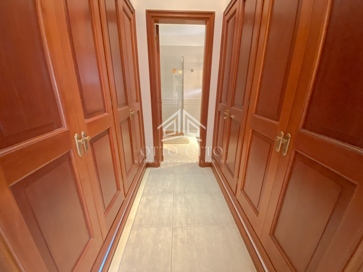 Casa ID.4446 - Mansion en venta INCREIBLE PRECIO, Punta del Este