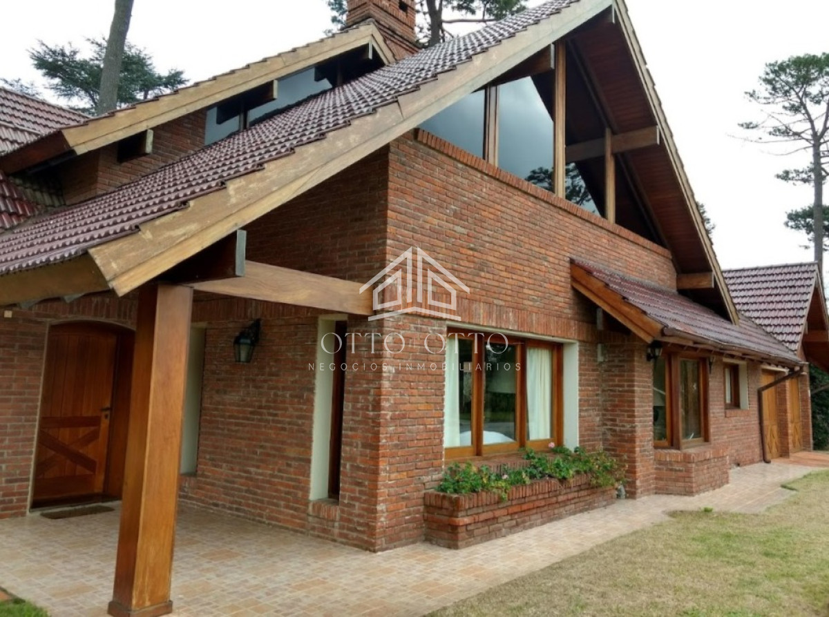 Casa ID.25928 - HERMOSA CASA EN CANTEGRIL PARA ALQUILER ANUAL