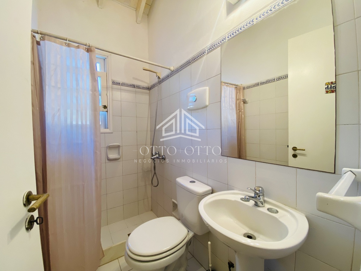 Casa ID.26776 - Venta casa cuatro dormitorios Punta del este barrio Arbolada parrillero y gran terreno