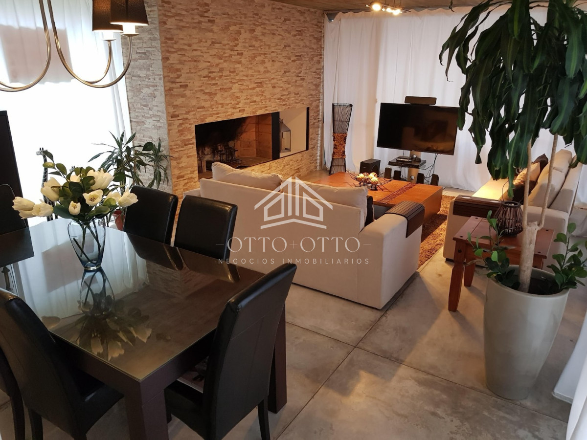 Casa ID.840 - Casa en venta Playa Brava 3 dormitorios Punta del Este