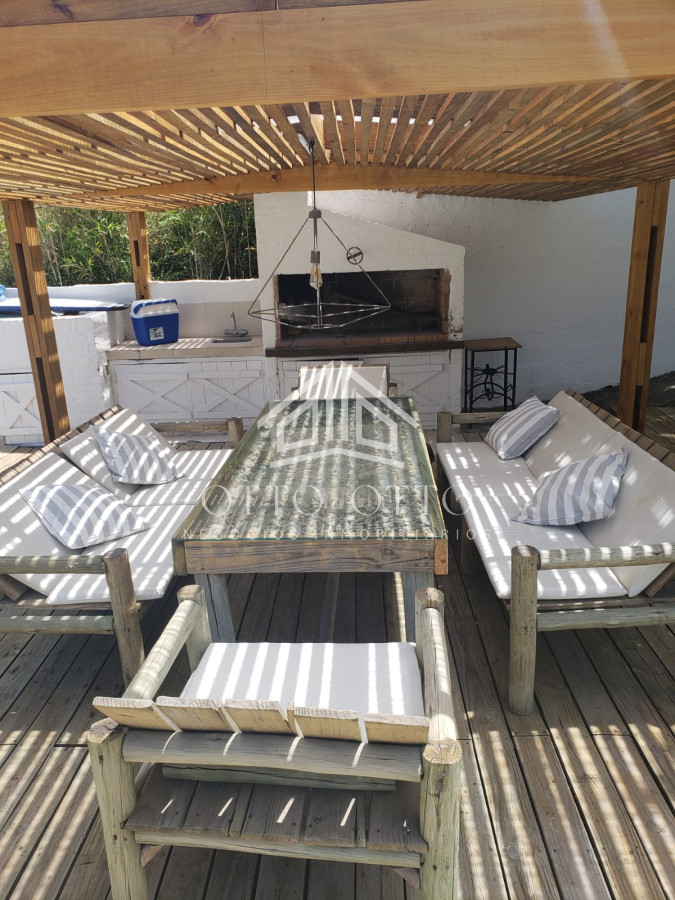 Casa ID.27884 - Casa en venta en Montoya 3Dorm, pileta, 300mts del Mar