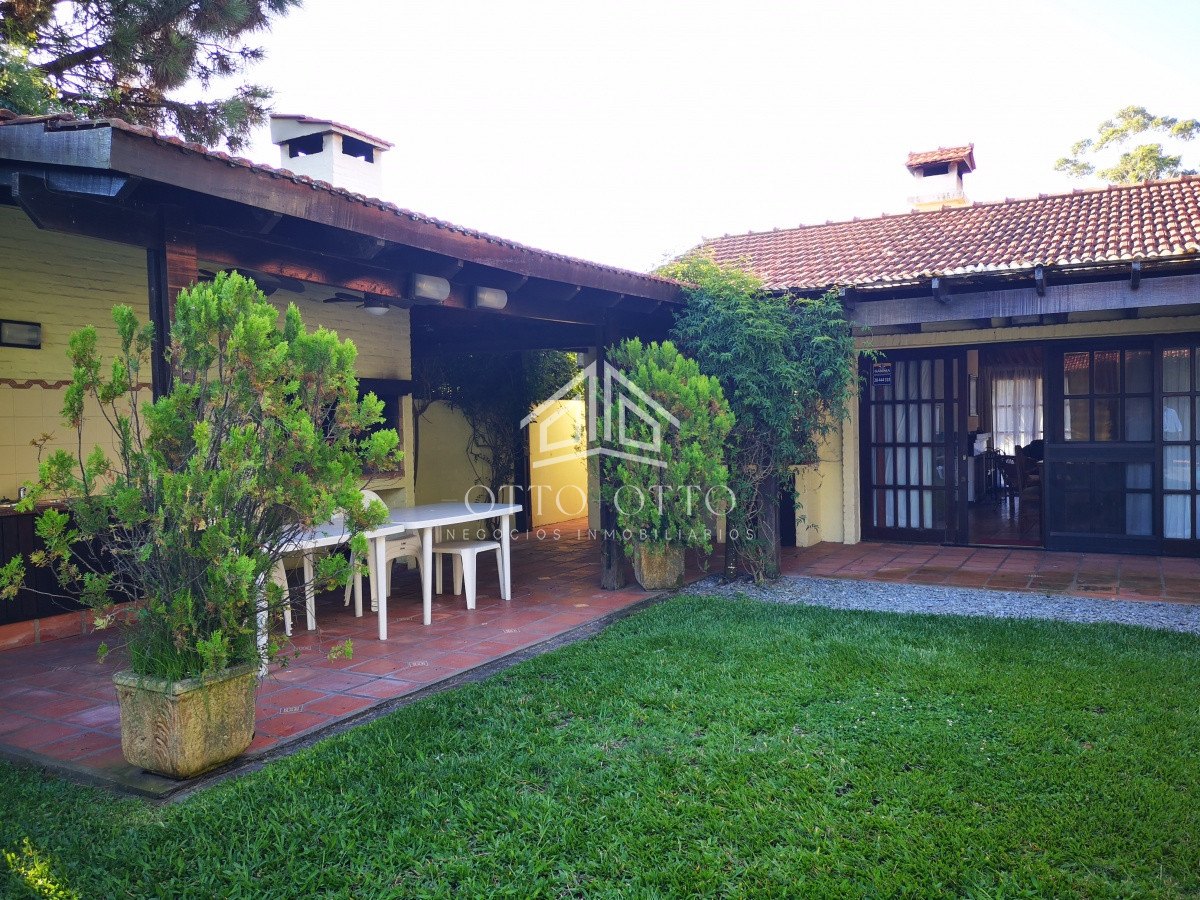 Casa ID.20522 - Casa en venta cuatro dormitorios Punta del Este