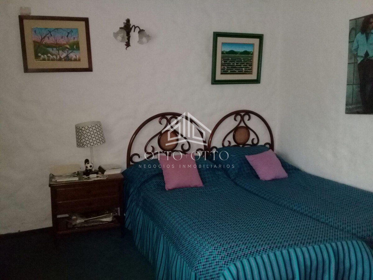 Casa ID.25848 - IMPONENTE CASA EN MANSA CON UBICACION PRIVILEGIADA