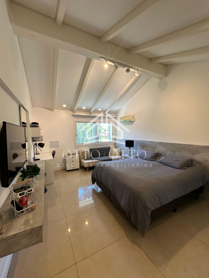 Casa ID.28489 - Hermosa Mansion en El Golf, Punta del Este