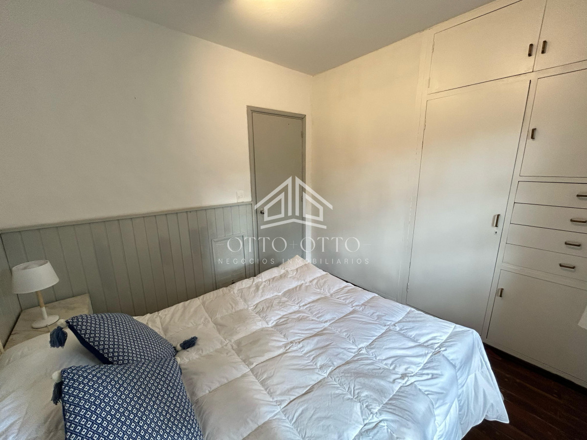 Casa ID.28732 - Venta casa siete dormitorios Punta del Este playa Mansa parrillero y piscina