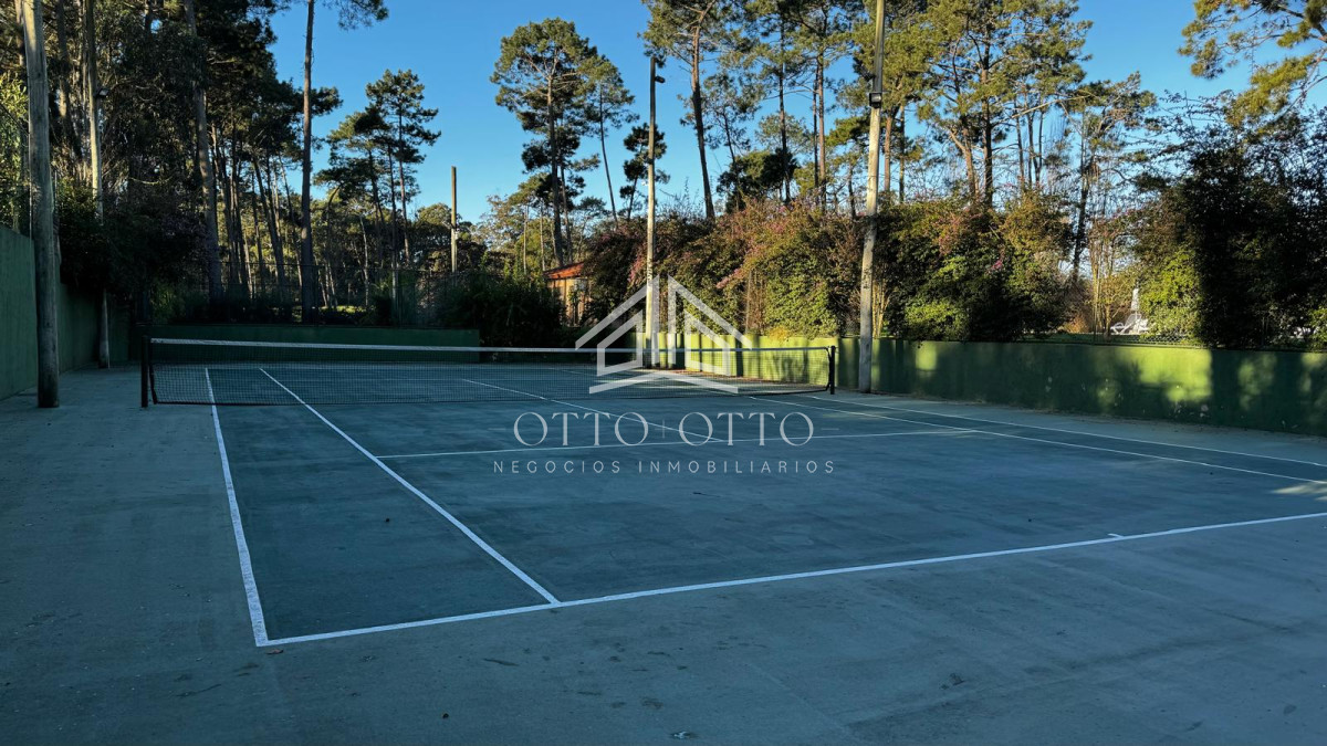 Casa ID.28525 - Venta casa dos dormitorios Punta del este Pinares parrillero