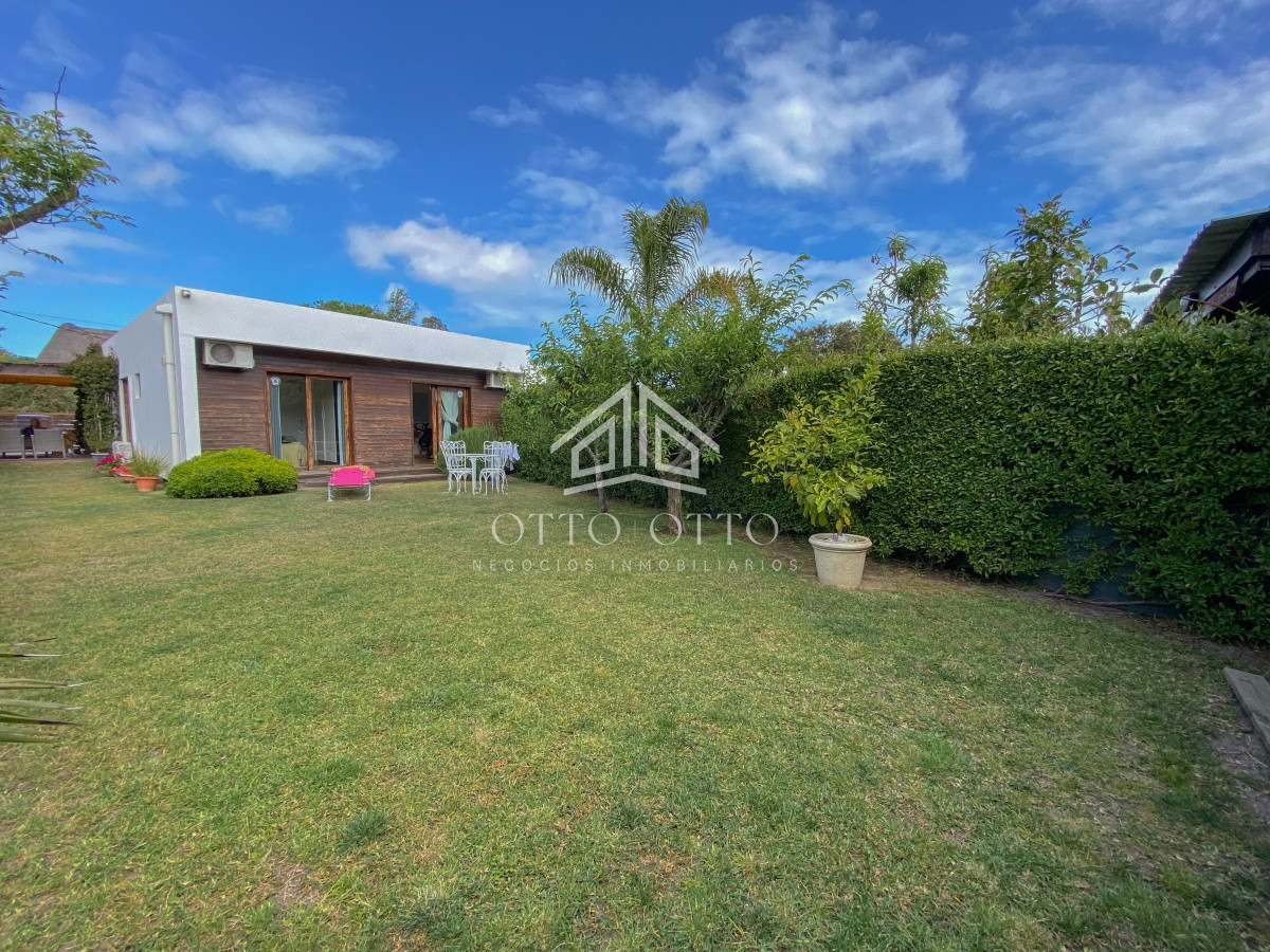 Casa ID.4964 - Casa en venta Altos De Pinares 3 dormitorios