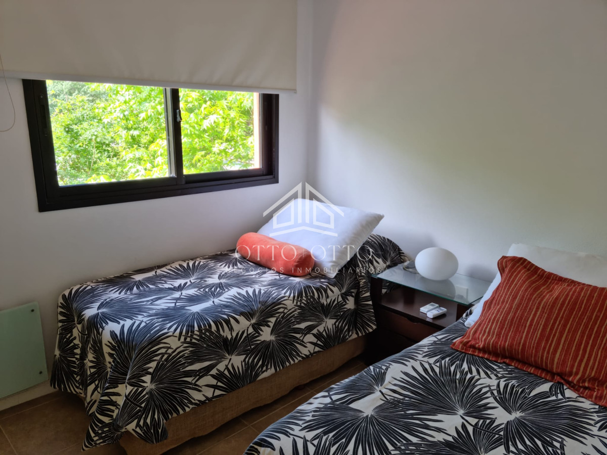 Casa ID.28525 - Venta casa dos dormitorios Punta del este Pinares parrillero