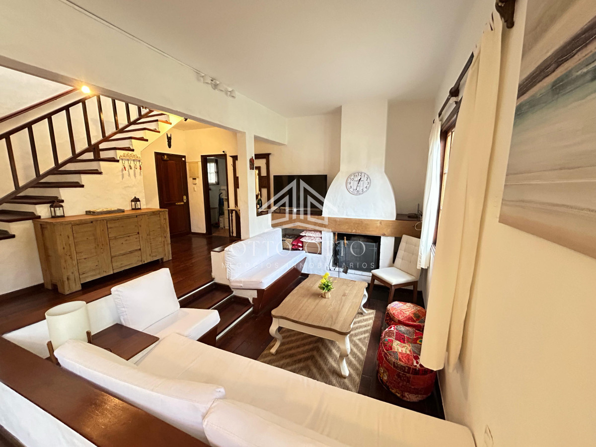 Casa ID.28732 - Venta casa siete dormitorios Punta del Este playa Mansa parrillero y piscina