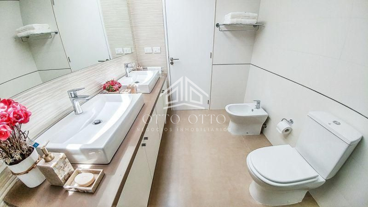 Casa ID.1275 - Casa en venta y alquiler temporario  5 dormitorios
