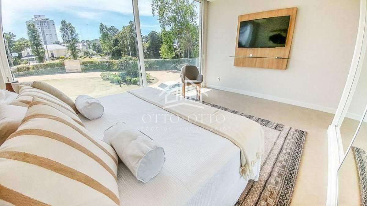 Casa ID.1275 - Casa en venta y alquiler temporario  5 dormitorios