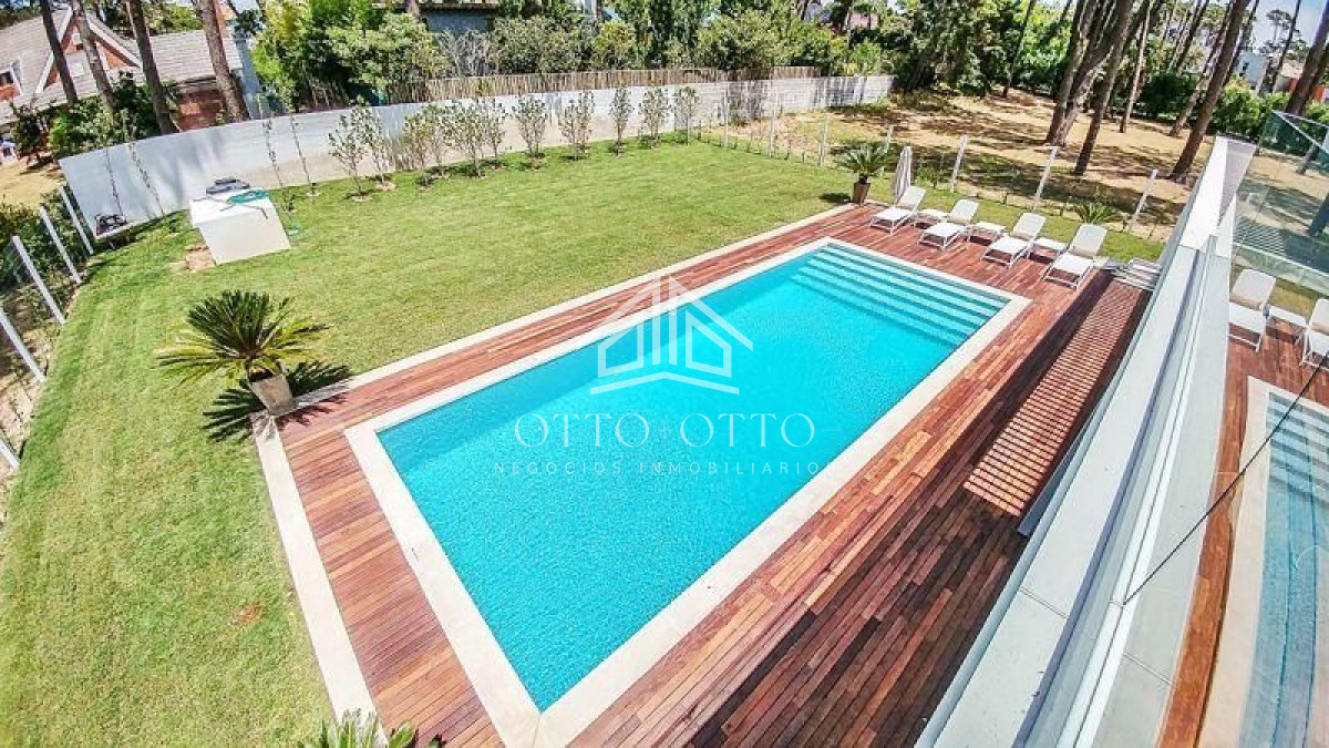 Casa ID.1275 - Casa en venta y alquiler temporario  5 dormitorios