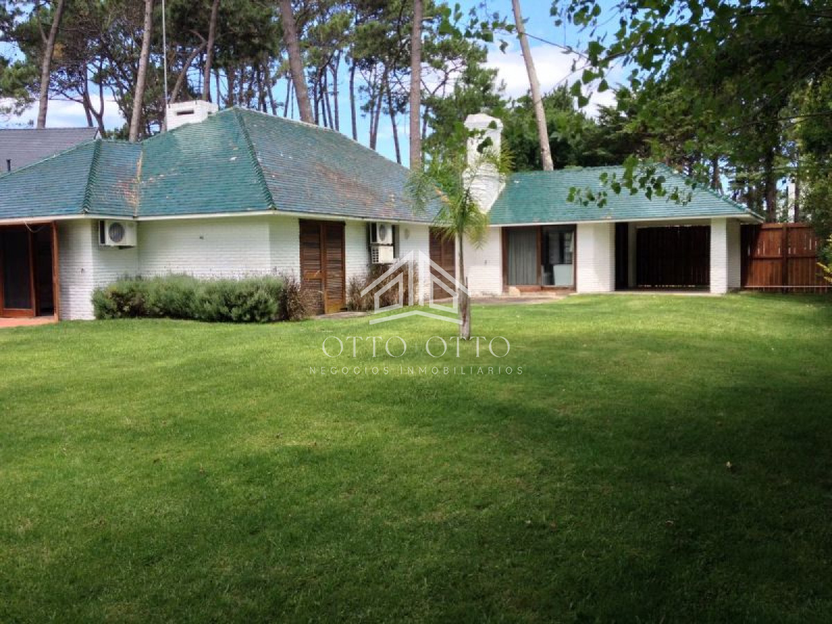 Casa en venta Punta Del Este 4 dormitorios - GoPunta - Portal Inmobiliario de Punta del Este - Maldonado