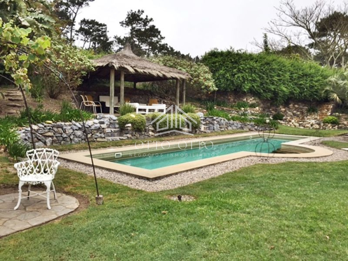 Casa ID.3928 - Casa en venta Pinares 3 dormitorios