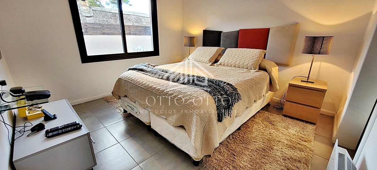 Casa ID.25556 - Hermosa casa en barrio cerrado