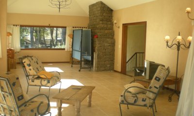 Casa en venta Lugano Marly 4 dormitorios