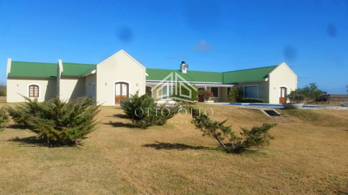 Chacra ID.4781 - Chacra en venta Manantiales 5 dormitorios