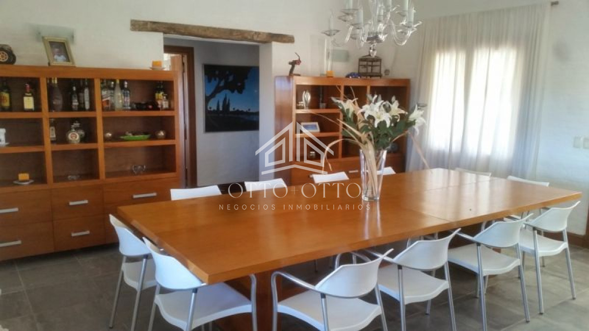Chacra ID.4781 - Chacra en venta Manantiales 5 dormitorios