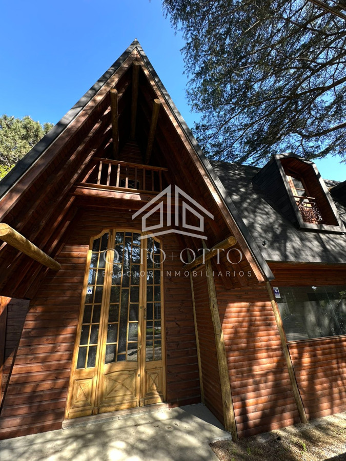Local Comercial ID.28382 - Hermoso Local Gastronómico o Comercial con instalaciones listas en Punta del Este en Venta o Alquiler