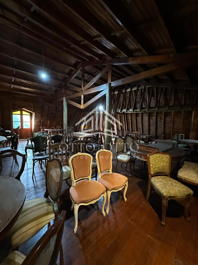 Local Comercial ID.28382 - Hermoso Local Gastronómico o Comercial con instalaciones listas en Punta del Este en Venta o Alquiler