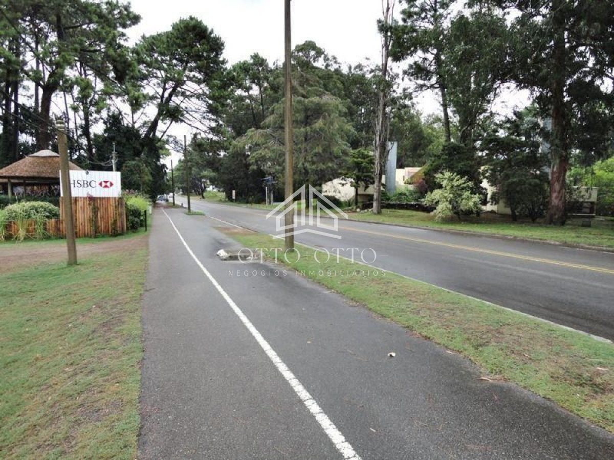 Terreno ID.663 - Terreno en venta para desarrollo en Punta del Este