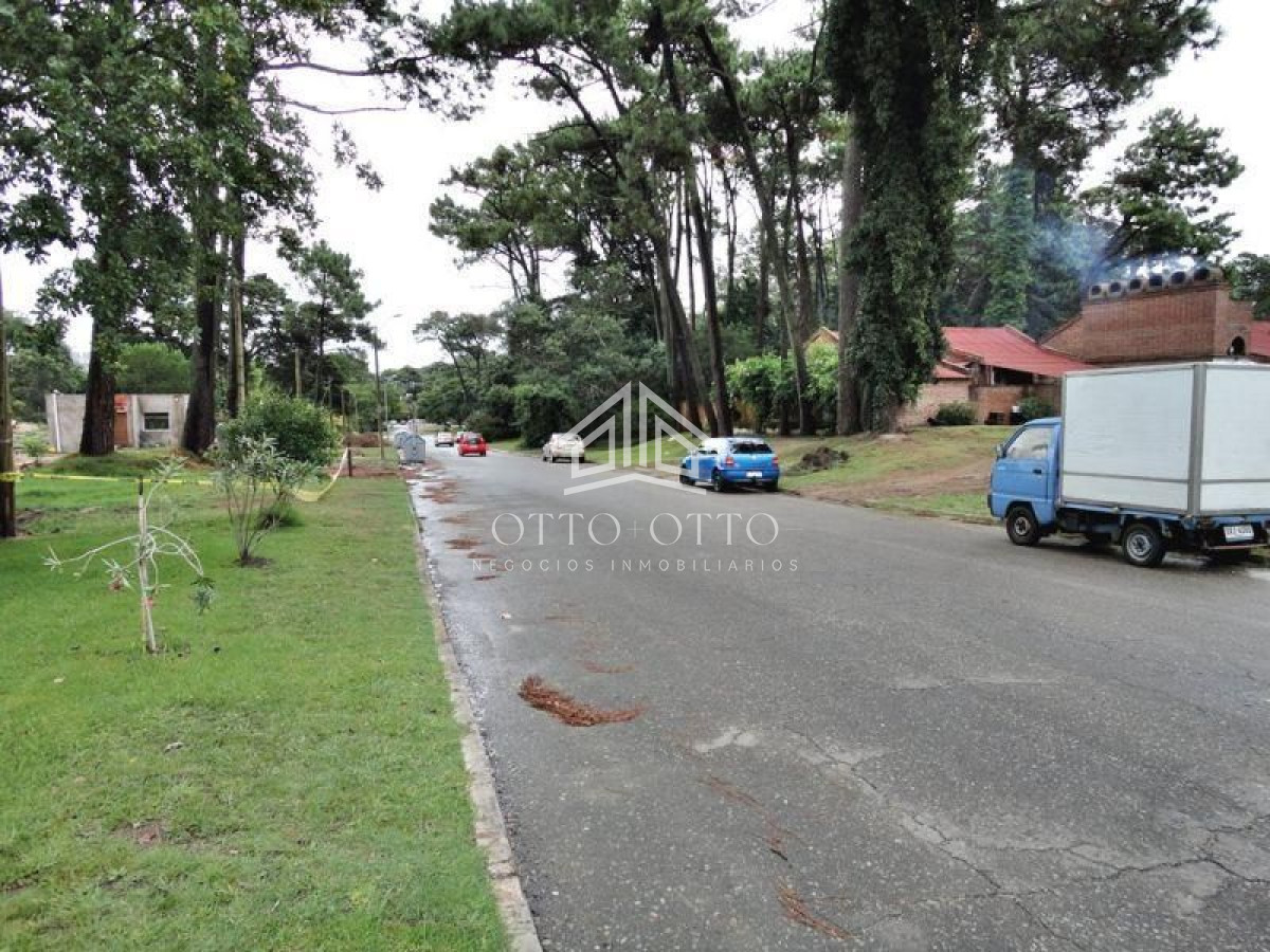 Terreno ID.663 - Terreno en venta para desarrollo en Punta del Este