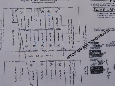 Terreno para vivienda permanente o construcción de Edificio
