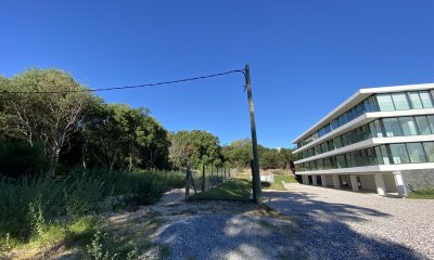 Terreno apto para bloque. Punta del Este