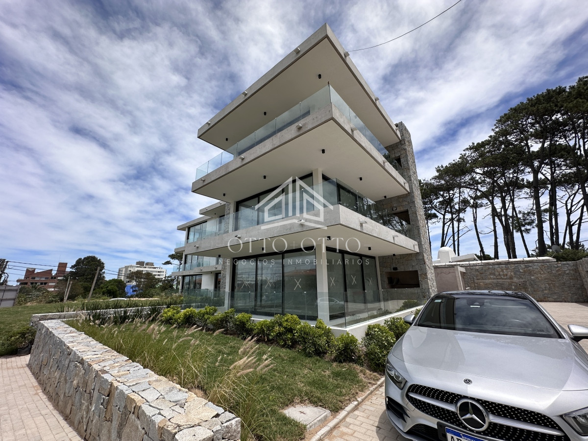Apartamento ID.26197 - Apartamento en venta de 1 dormitorio en Playa Brava, Punta del Este