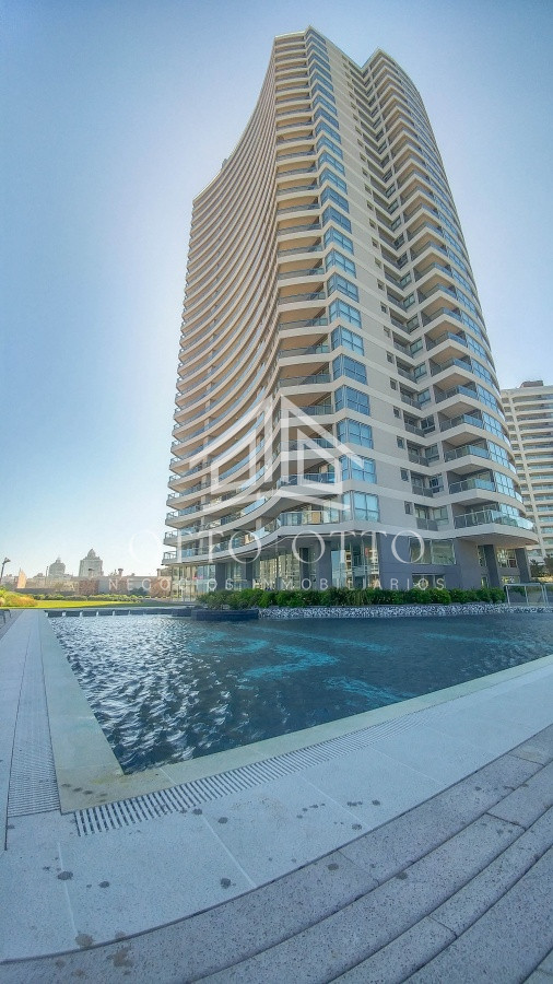 Apartamento ID.26588 - Apartamento en venta, 4 dormitorios en playa brava punta del este