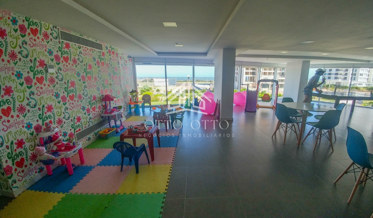 Apartamento ID.26588 - Apartamento en venta, 4 dormitorios en playa brava punta del este