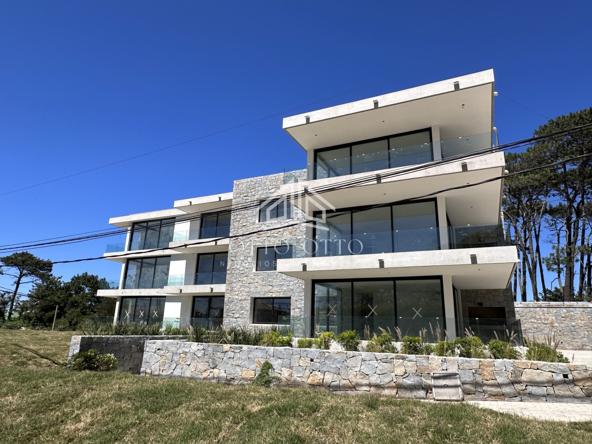 Apartamento ID.26197 - Apartamento en venta de 1 dormitorio en Playa Brava, Punta del Este
