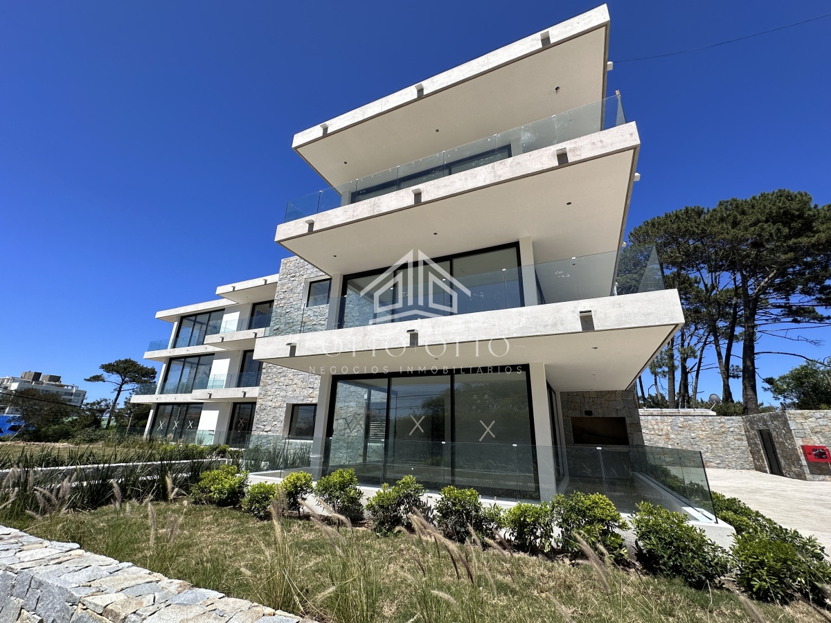 Apartamento ID.26197 - Apartamento en venta de 1 dormitorio en Playa Brava, Punta del Este