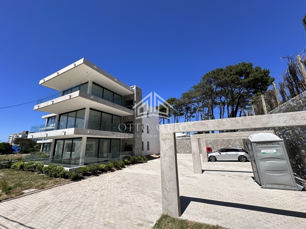 Apartamento ID.26197 - Apartamento en venta de 1 dormitorio en Playa Brava, Punta del Este