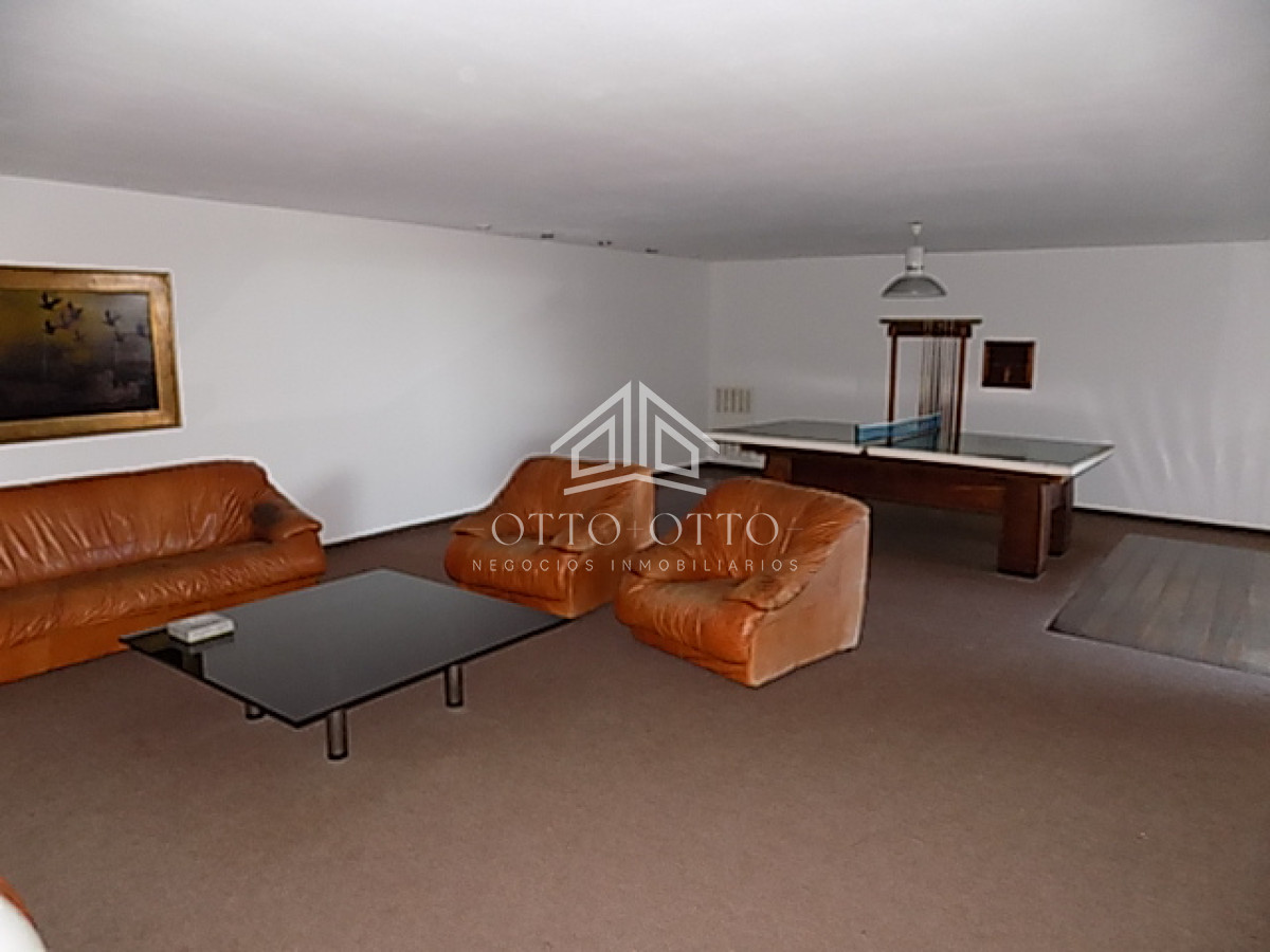 Apartamento ID.555 - Espectacular Penthouse en Alquiler y venta Fte al puerto