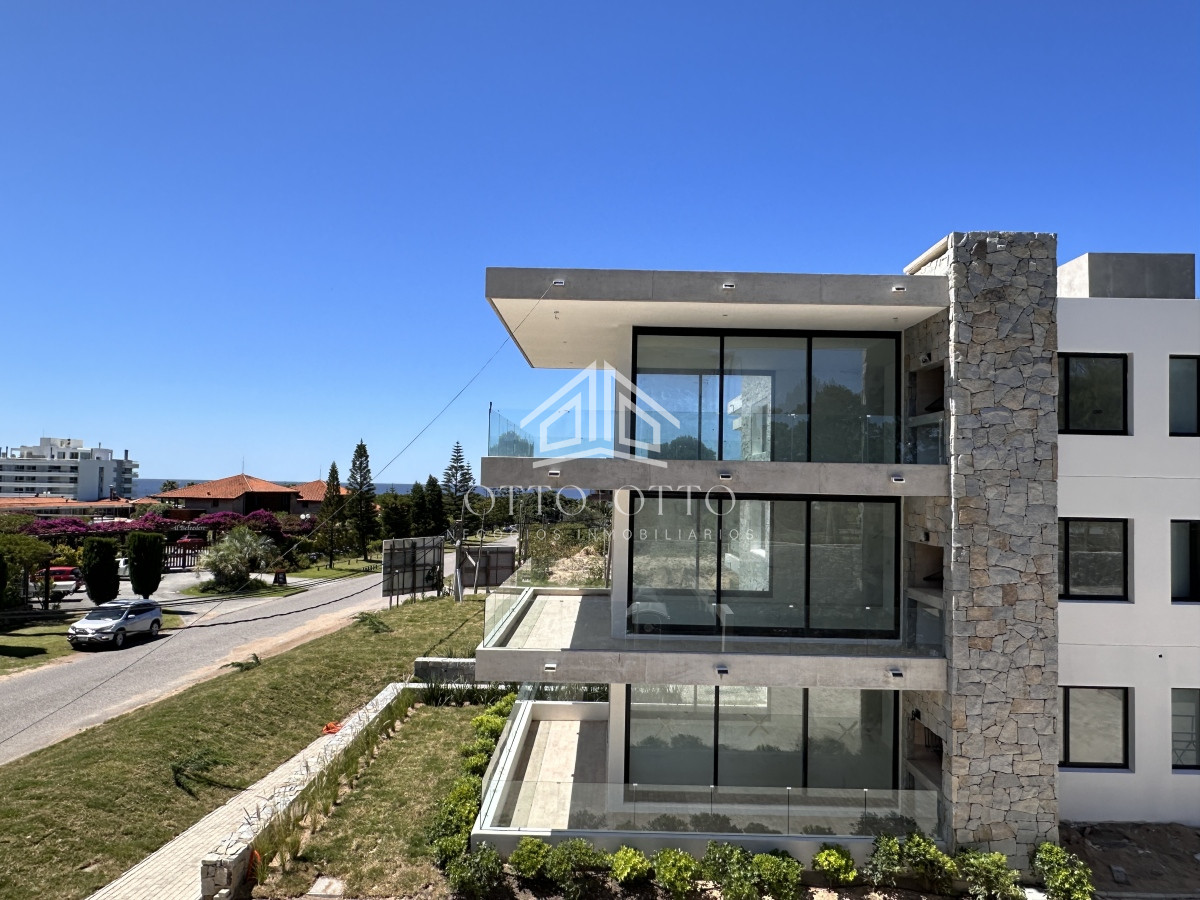 Apartamento ID.26197 - Apartamento en venta de 1 dormitorio en Playa Brava, Punta del Este