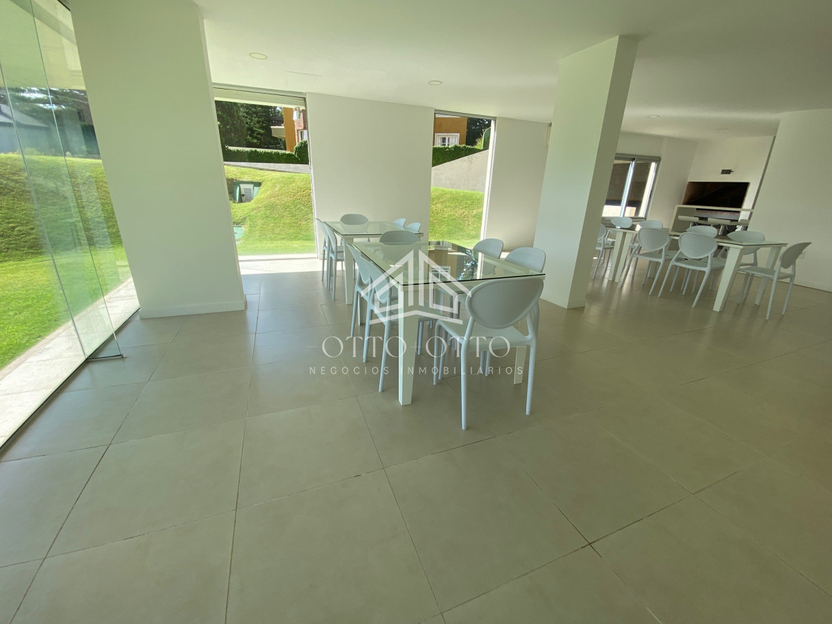 Apartamento ID.4150 - Apartamento en alquiler  Playa Mansa 1 dormitorio