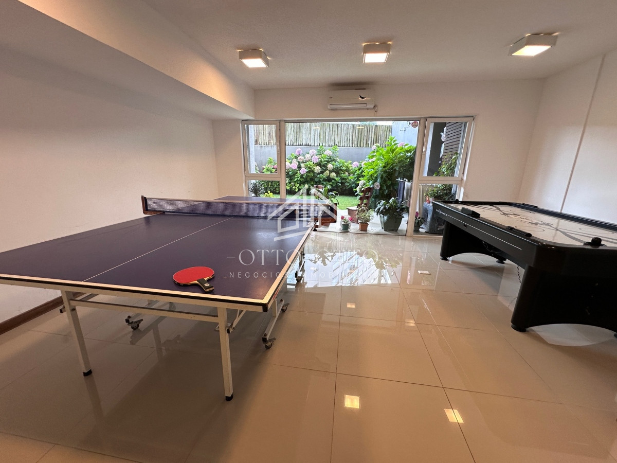 Apartamento ID.1595 - Apartamento en venta en primera linea Playa Mansa - parrillero