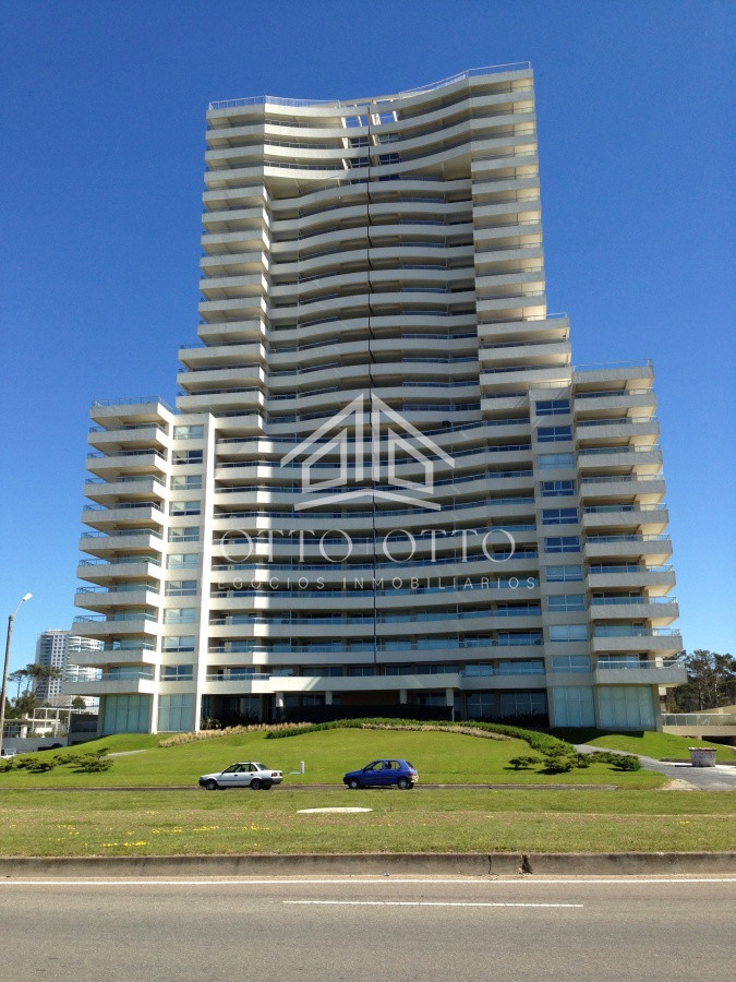 Apartamento ID.17360 - Torre Lobos en alquiler