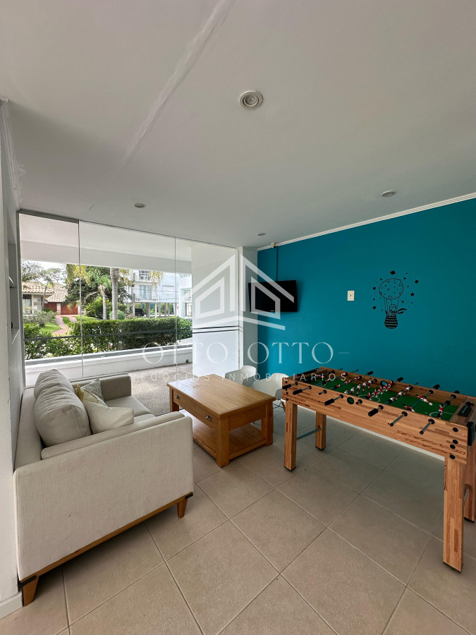Apartamento ID.10734 - Venta apartamento un dormitorio punta del este Mansa edificio Palm Beach