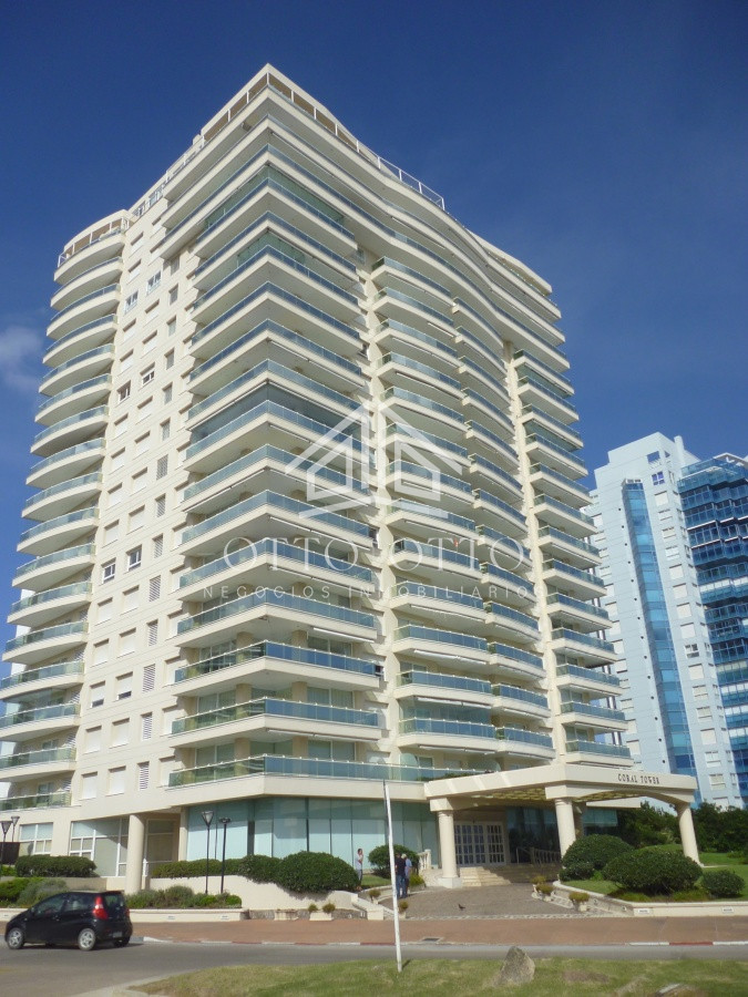 Apartamento ID.26121 - APARTAMENTO DE CATEGORIA PRIMERA FILA MANSA PUNTA DEL ESTE 3 DORMITORIOS