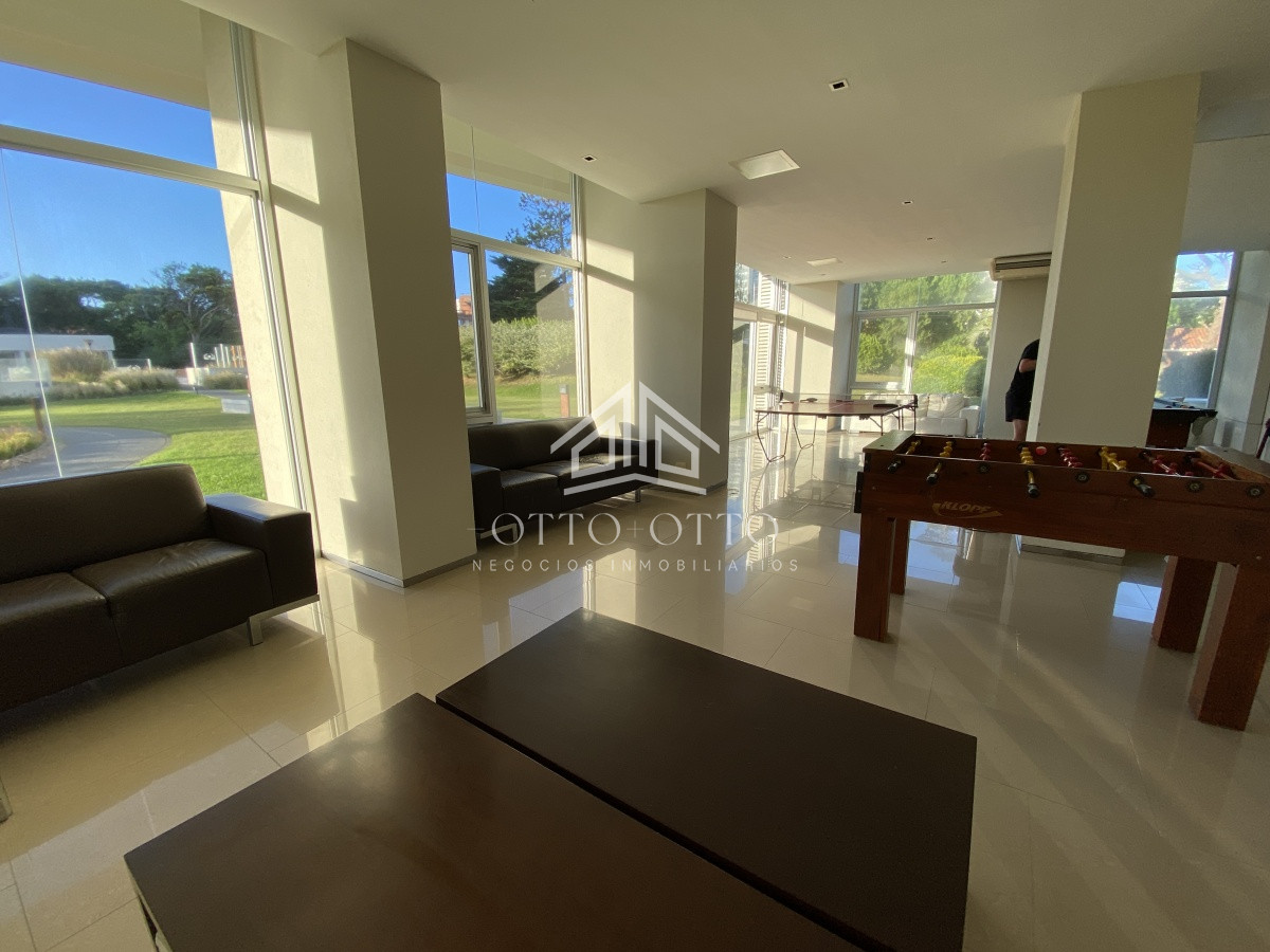 Apartamento ID.26568 - Apartamento en venta con 4 dormitorios en Punta del Este