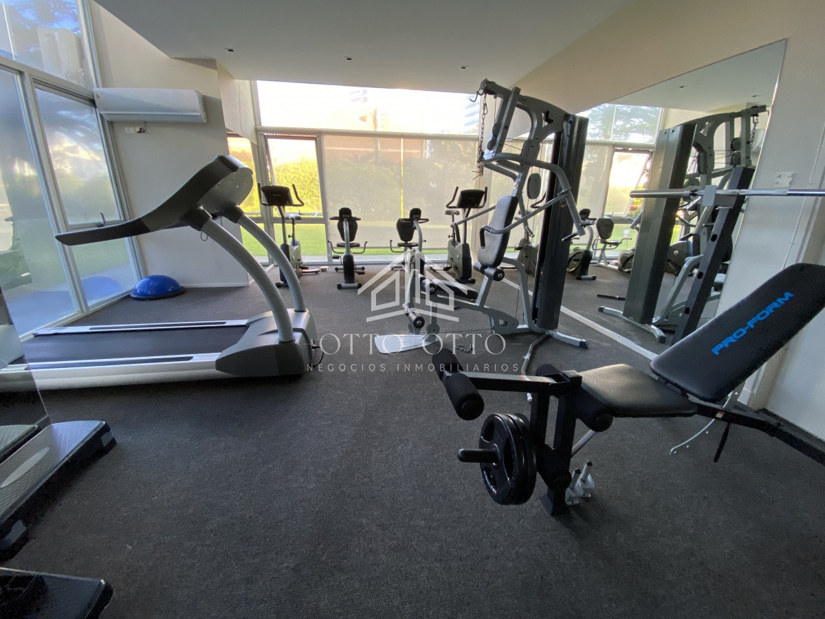 Apartamento ID.26568 - Apartamento en venta con 4 dormitorios en Punta del Este